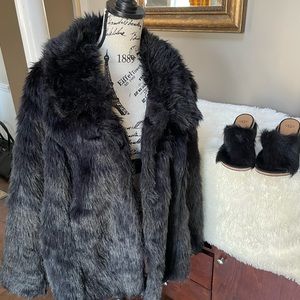 NWOB UGG open toe faux fur mule. Paired with faux fur coat by Red Snap, sz2x